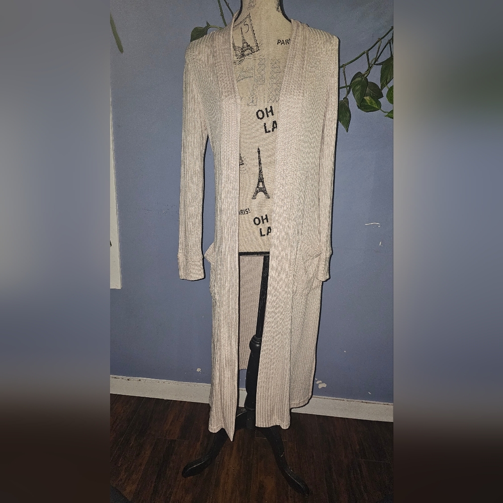 3/20.00. Philosophy long cardigan